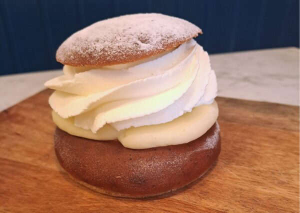 Glutenfri laktosfri vaniljsemla