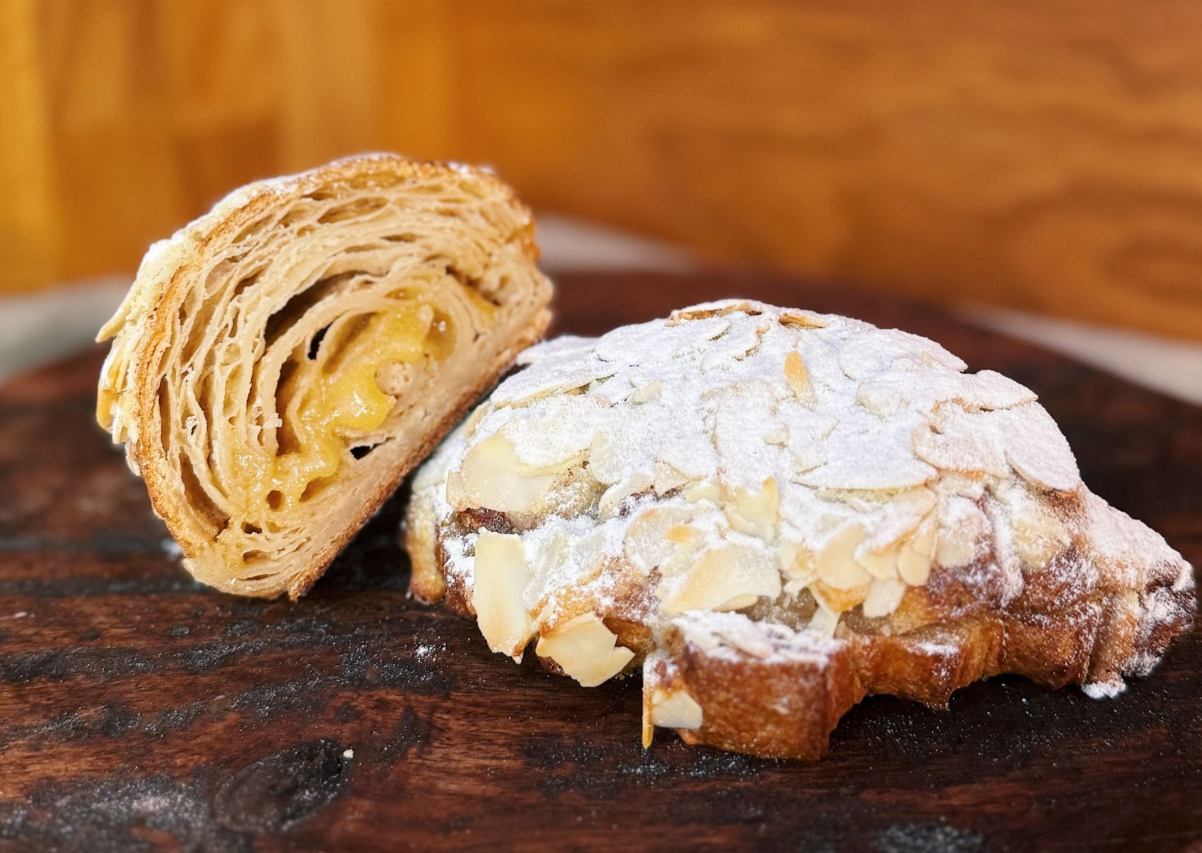 Mandelcroissant 1 Mandelcroissant